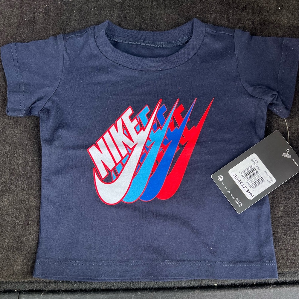 Nike Baby Shirt 12months - Picture 2 of 5